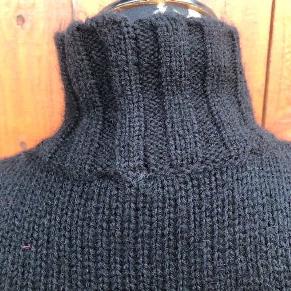 Express black sweater short sleeves size S - Picture 8 of 13